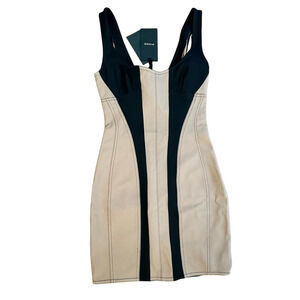 NWT PINKO SLEEVELESS SCOOP NECK BLACK AND SOFT BROWN MINI DRESS